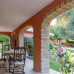 Manetta - Main House