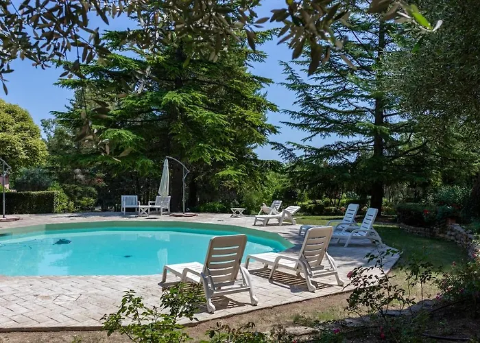 Manetta - Main House