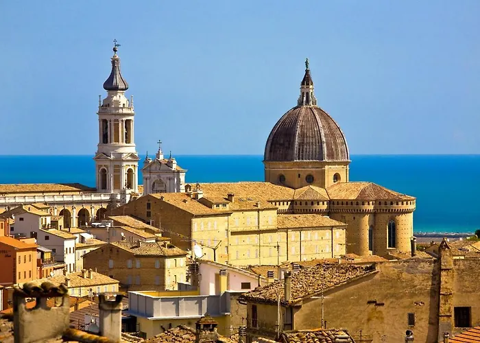 Manetta - Main House